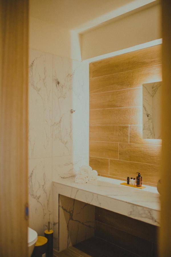 Peri Elxis Luxury Suites Mouresi Luaran gambar