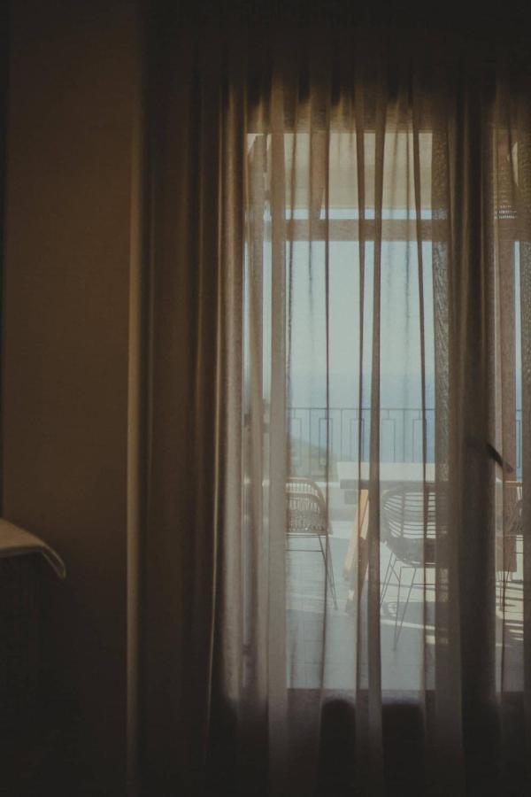 Peri Elxis Luxury Suites Mouresi Luaran gambar