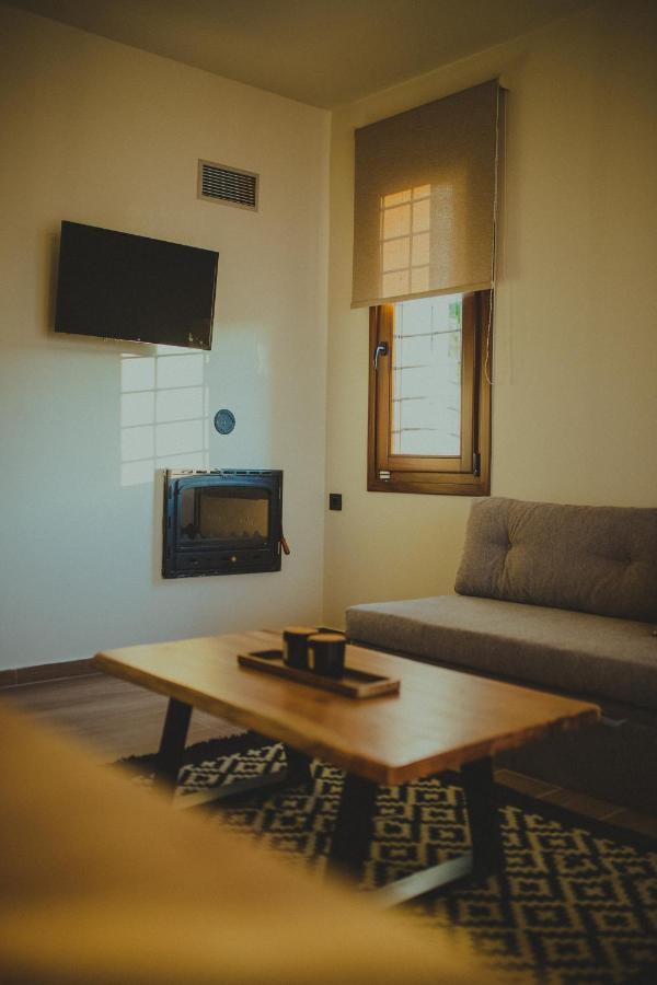 Peri Elxis Luxury Suites Mouresi Luaran gambar