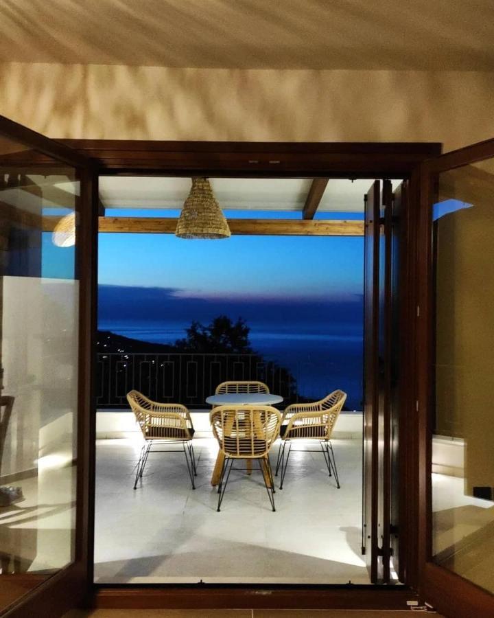 Peri Elxis Luxury Suites Mouresi Luaran gambar